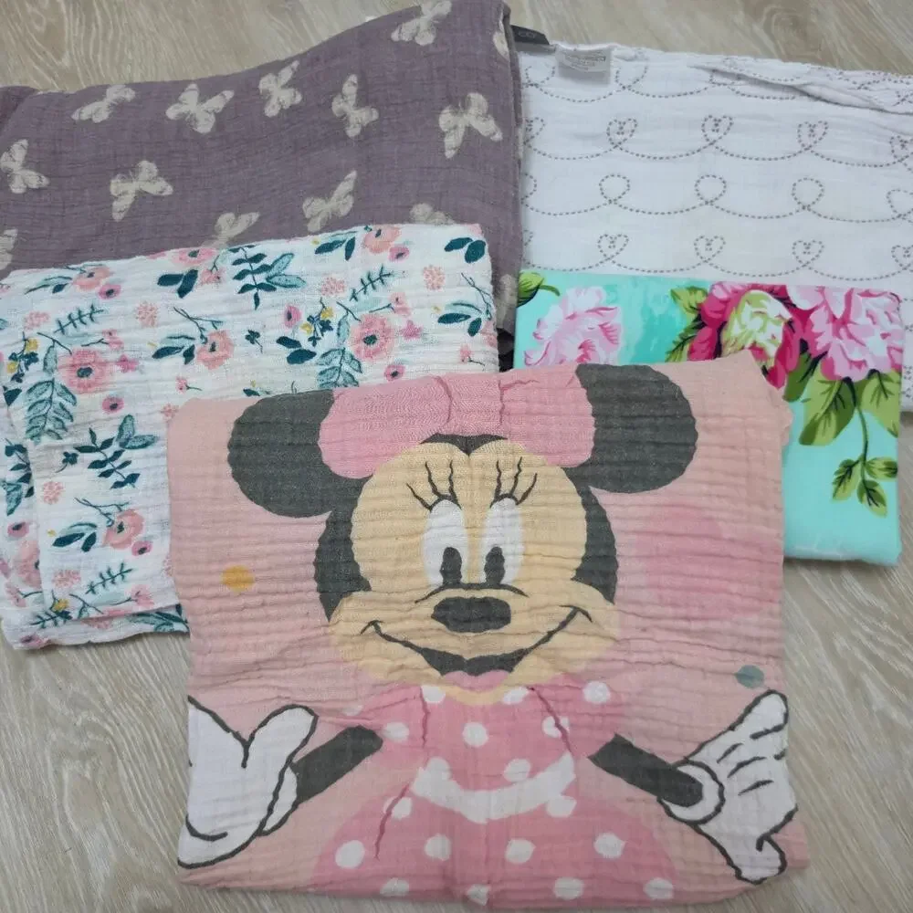 Baby Muslin/Cotton Swaddle Blankets Disney Minnie Mouse Flowers Butterflies